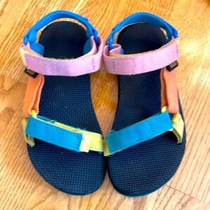 Teva kids multicolor sandals. Used condition.